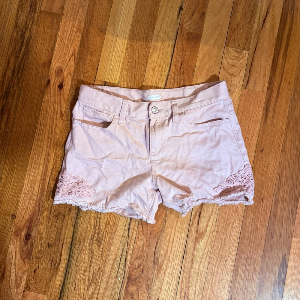 🩰 Girl's Pink Lace Trim Shorts 🩰